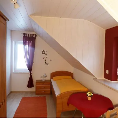 Musch Gbr Apartmán *